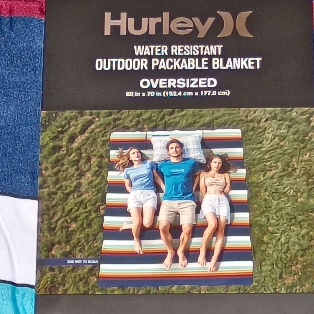 Hurley Striped Water-Resistant Oversized Blanket Packable With Shoulder Strap